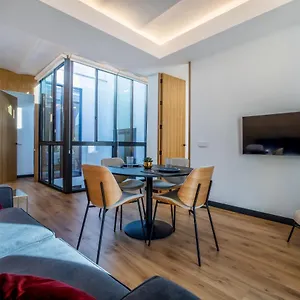Olivia Apartment
